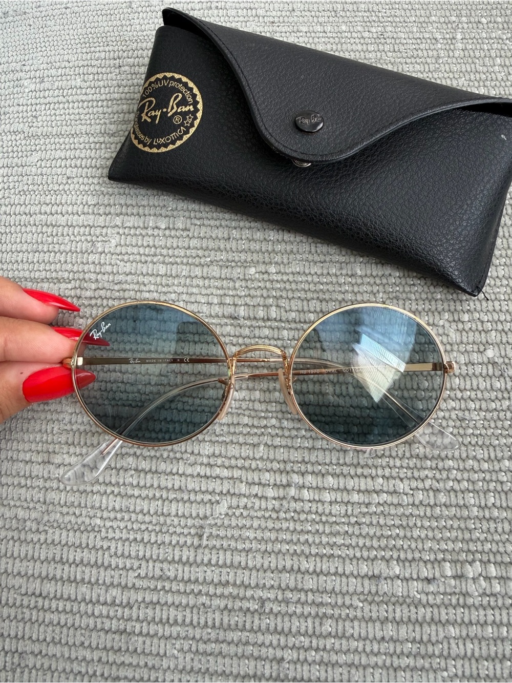 Ray-Ban Oval RB1970 001/GA 54 Arista Clear Gradient Blue Gold Frame Sunglasses